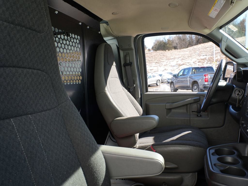 2024 Chevrolet Express Cargo 2500 WT