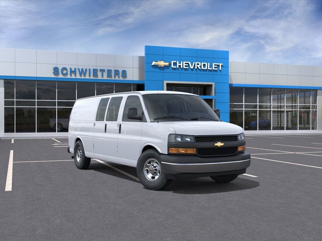2026 Chevrolet Express 3500 Extended Work Van's photo