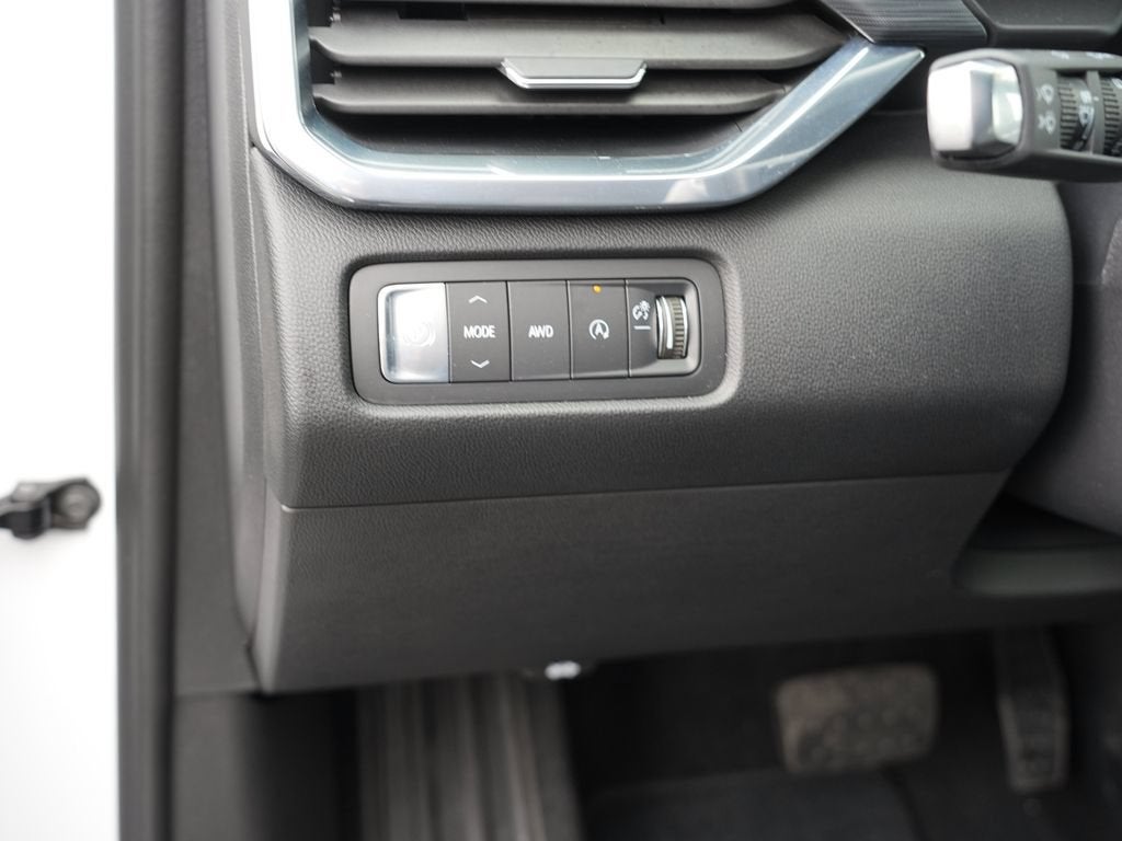2026 GMC Acadia Elevation - Photo 17