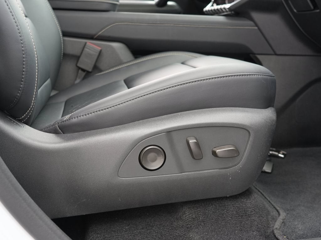 2026 GMC Acadia Elevation - Photo 30