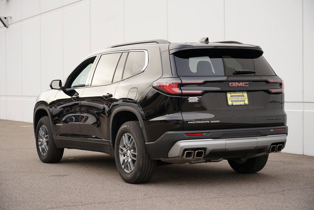 2025 GMC Acadia Elevation