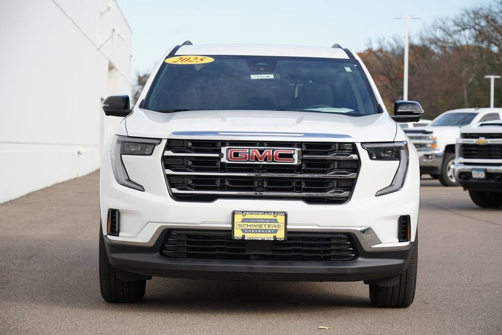 2025 GMC Acadia Elevation