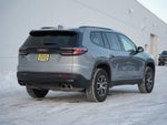 2024 GMC Acadia AT4