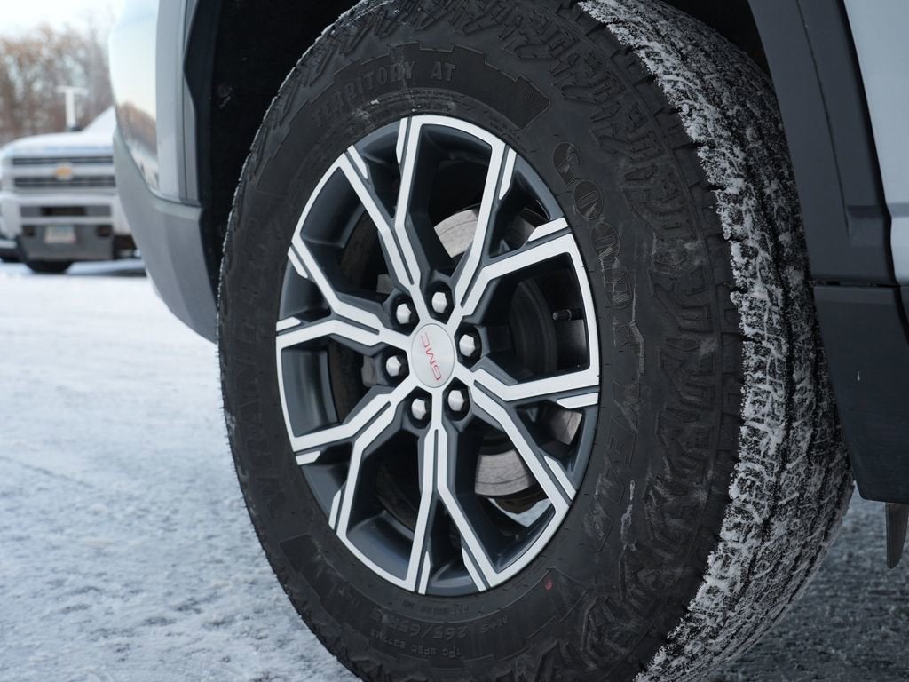 2024 GMC Acadia AT4