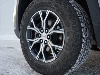 2024 GMC Acadia AT4
