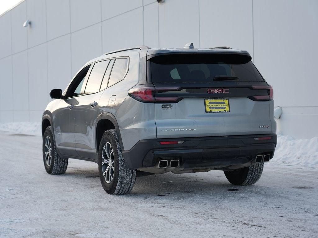 2024 GMC Acadia AT4