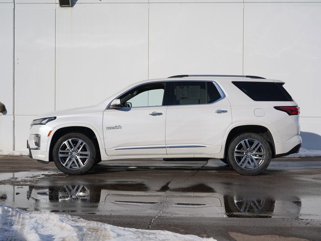 2023 Chevrolet Traverse High Country