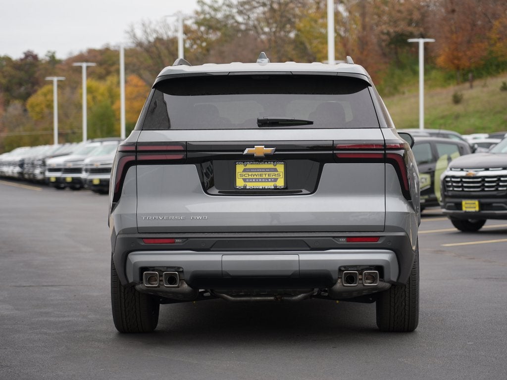 2027 Chevrolet Traverse LT