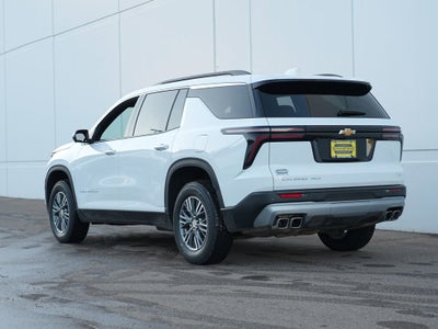 2024 Chevrolet Traverse LT