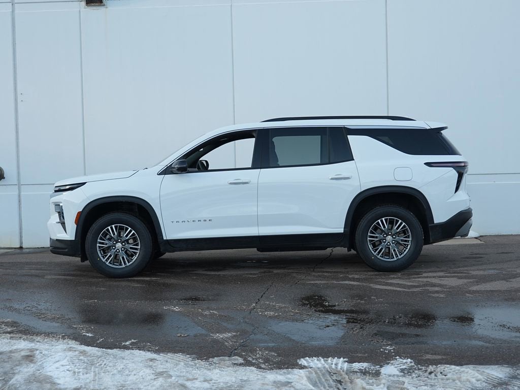 2024 Chevrolet Traverse LT