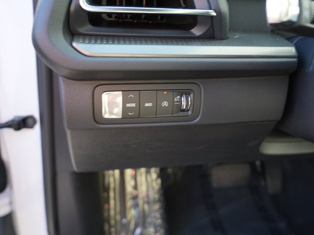 2026 Chevrolet Traverse LT - Photo 18