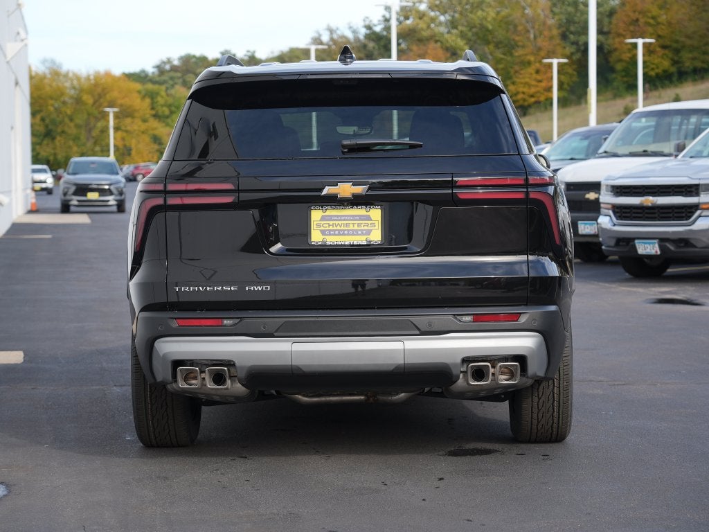 2027 Chevrolet Traverse LT