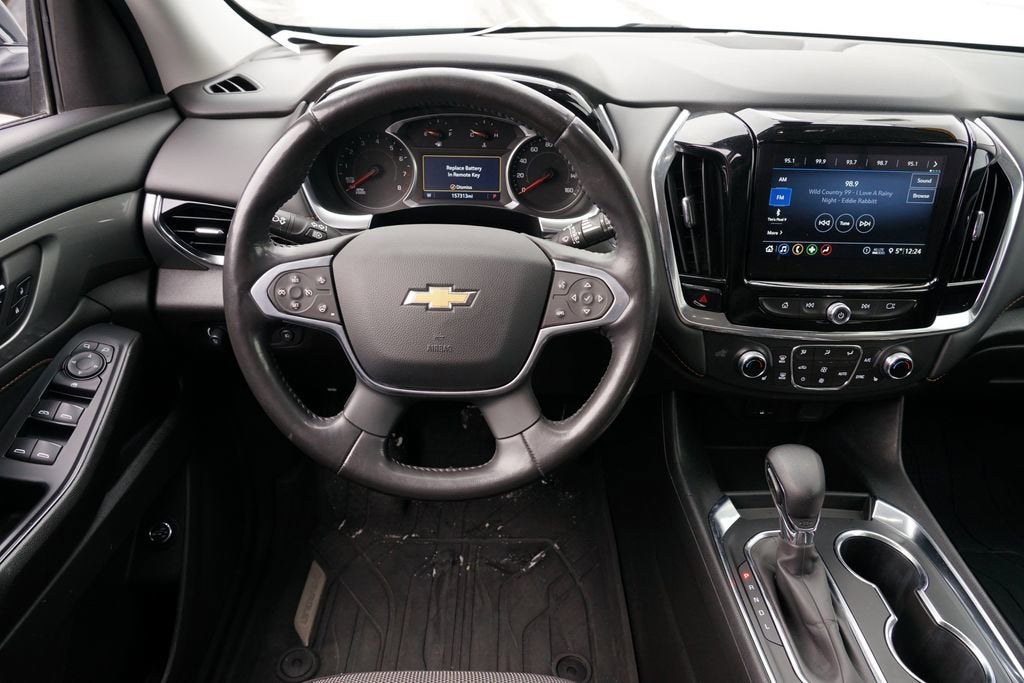 2021 Chevrolet Traverse LT Cloth