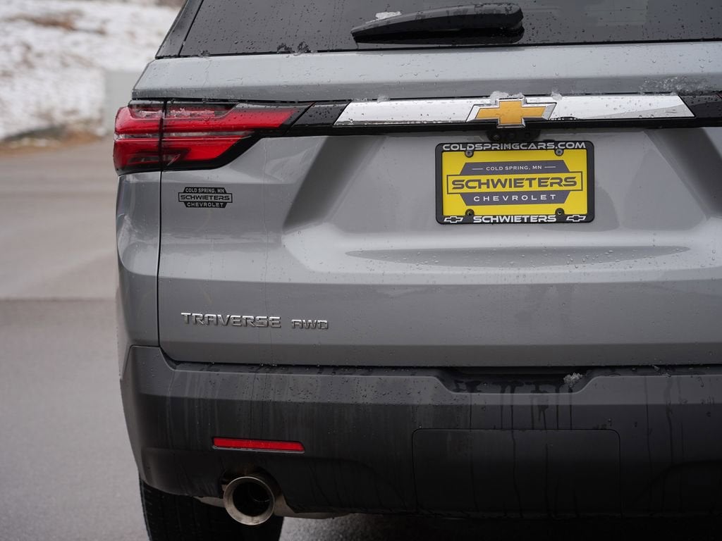 2023 Chevrolet Traverse LT Cloth