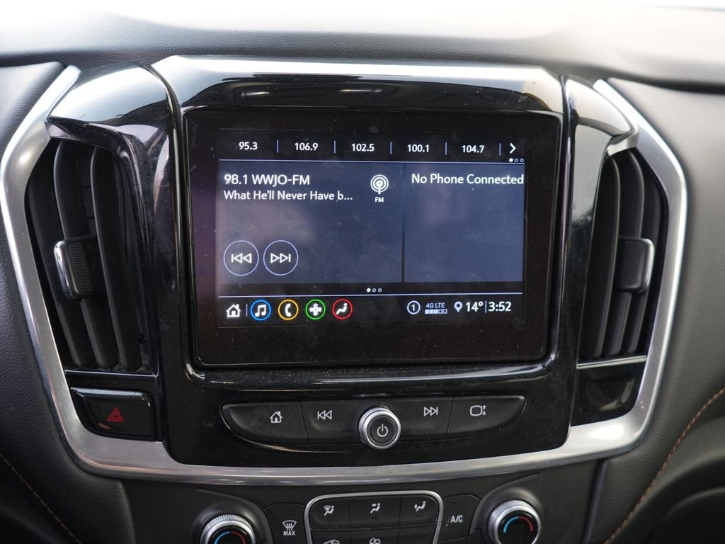 2020 Chevrolet Traverse LT Cloth