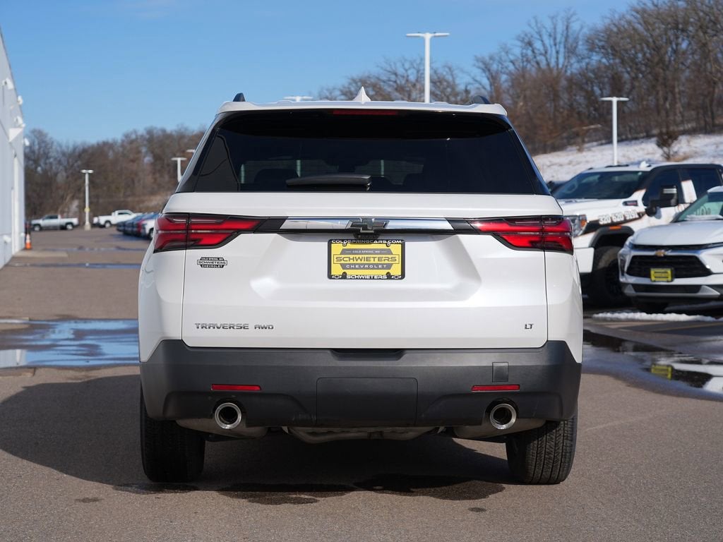 2023 Chevrolet Traverse LT Cloth