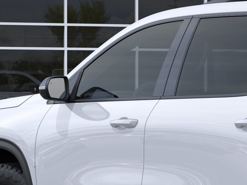 2027 Chevrolet Traverse Z71 - Photo 13