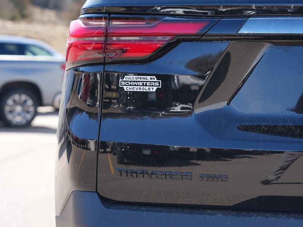 2023 Chevrolet Traverse RS
