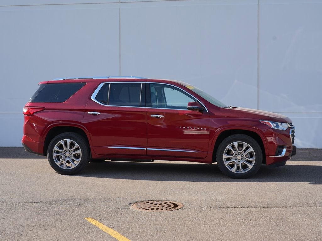 Used 2020 Chevrolet Traverse Premier with VIN 1GNEVKKW2LJ274181 for sale in Cold Spring, Minnesota