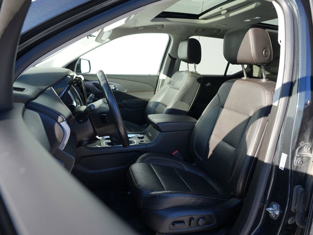 2021 Chevrolet Traverse Premier