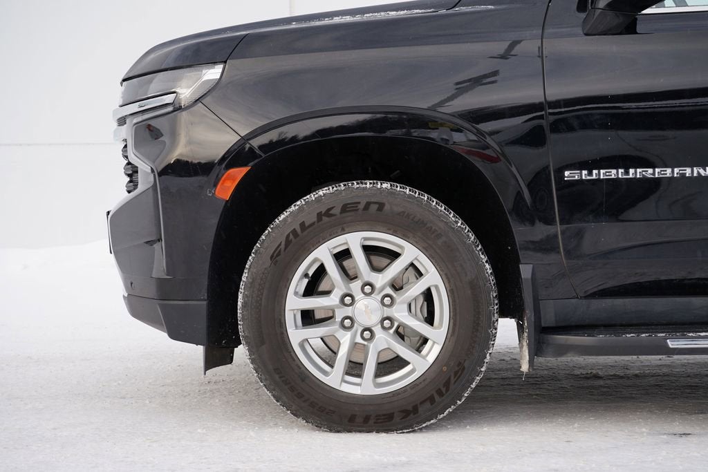 2022 Chevrolet Suburban LS