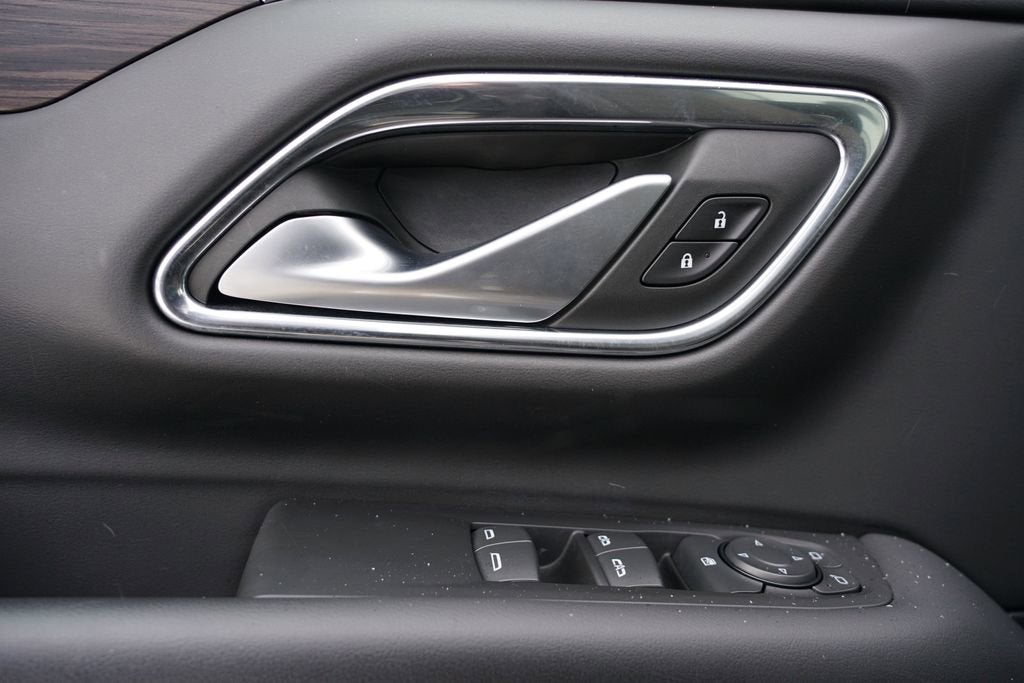 2022 Chevrolet Suburban LS