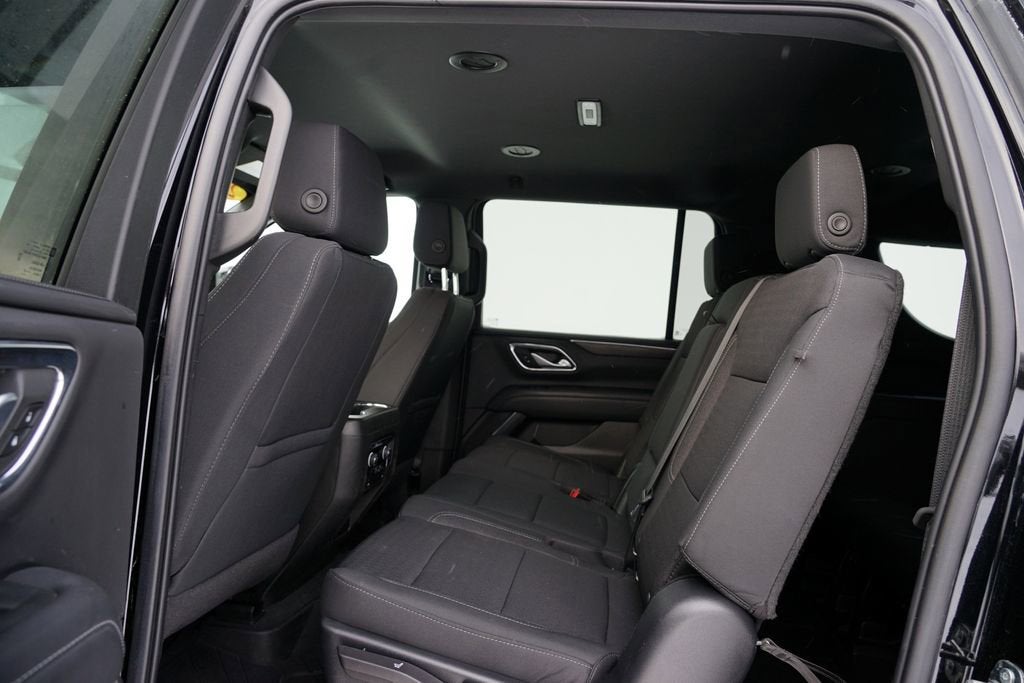 2022 Chevrolet Suburban LS