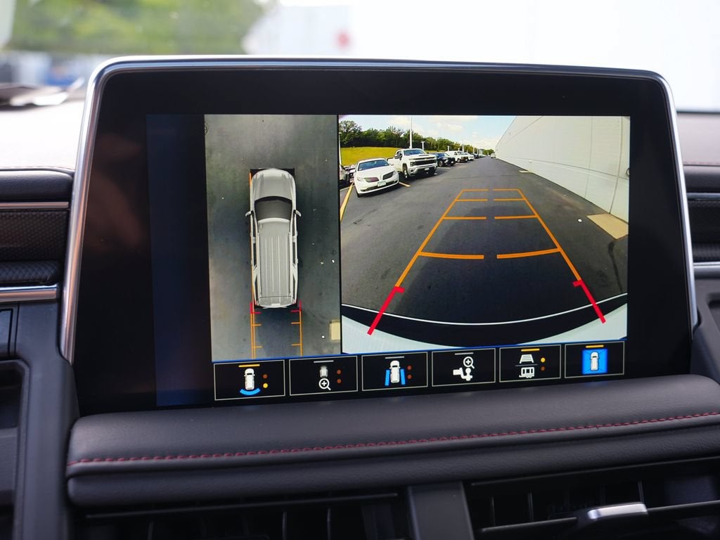 2023 Chevrolet Suburban RST