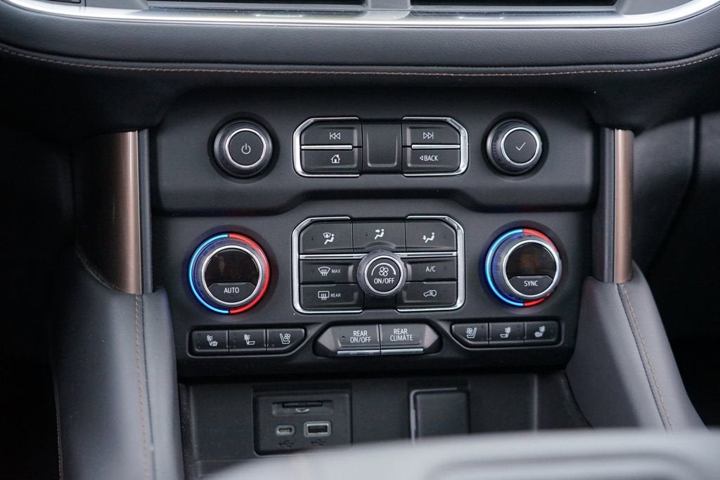 2021 Chevrolet Suburban High Country