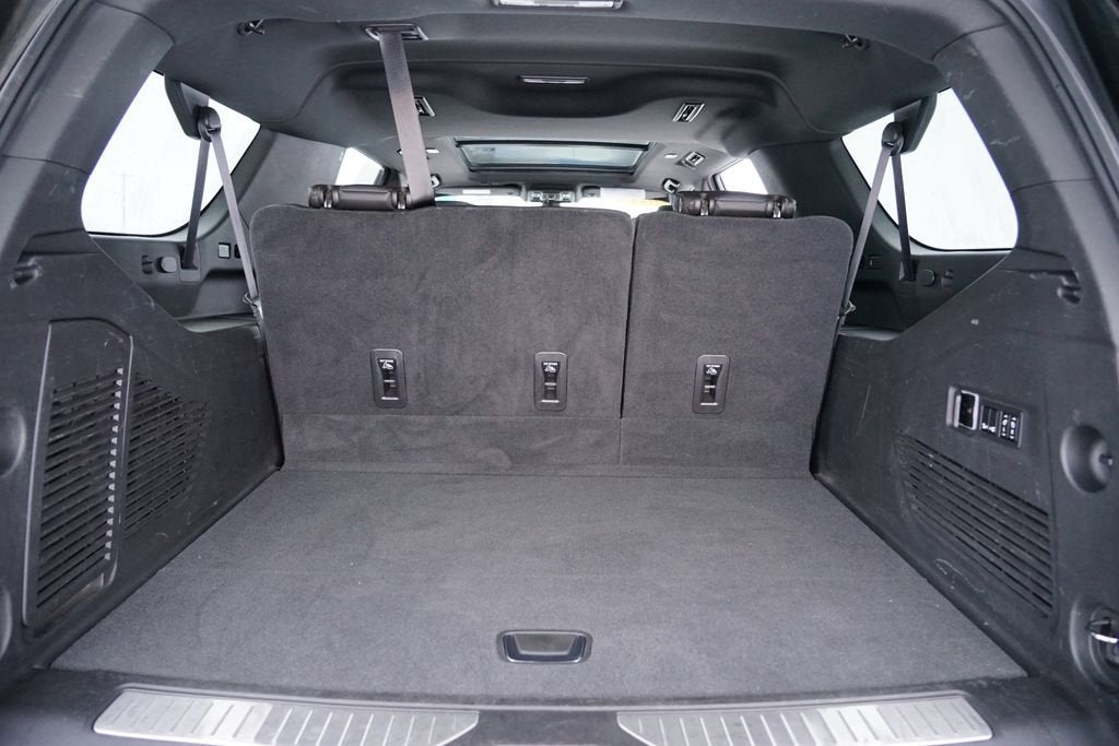 2021 Chevrolet Suburban High Country