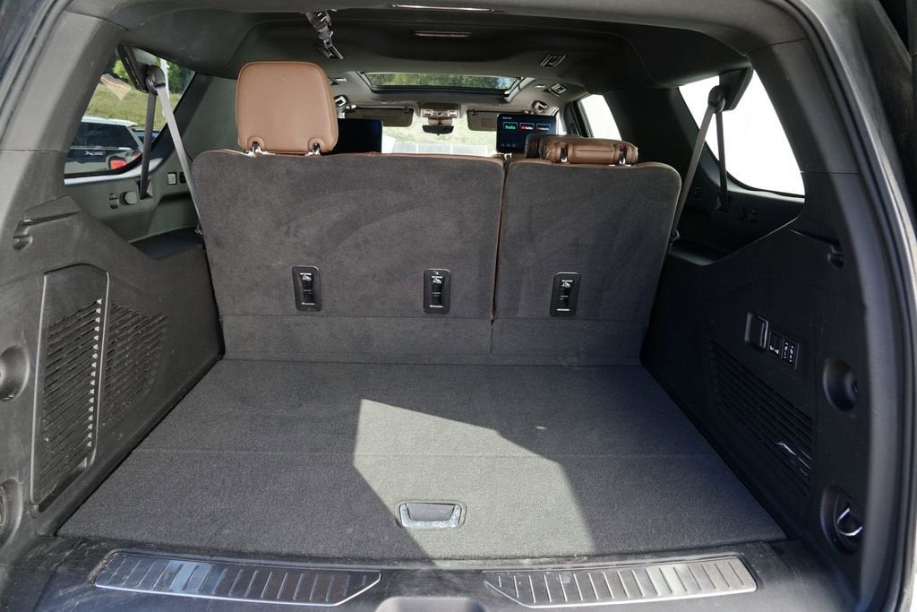 2024 Chevrolet Suburban High Country