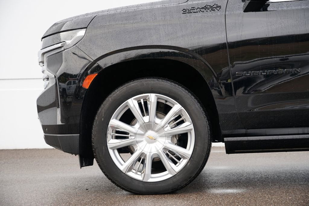 2023 Chevrolet Suburban High Country