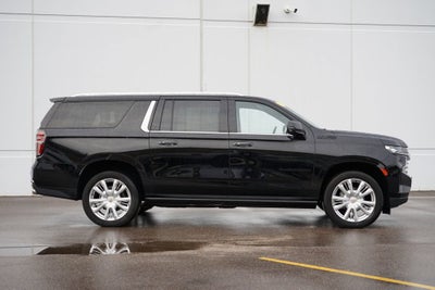 2023 Chevrolet Suburban High Country