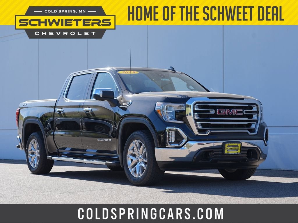 2019 GMC Sierra 4WD Crew Cab Short Box SLT's photo