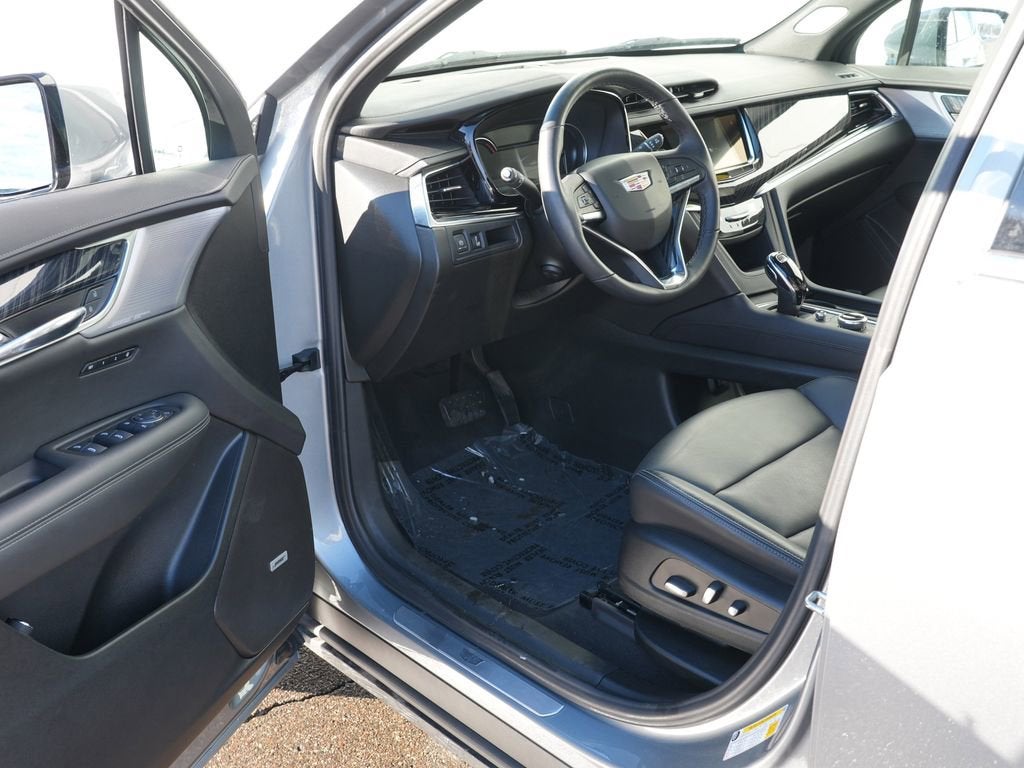 2025 Cadillac XT6 Premium Luxury