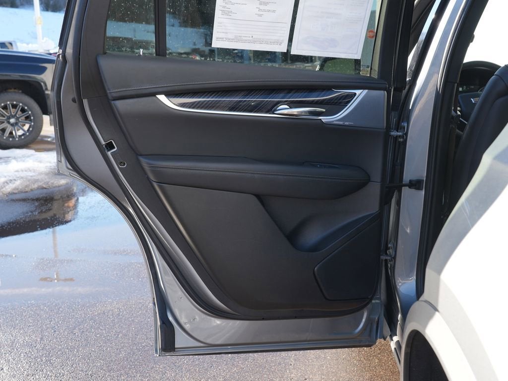 2025 Cadillac XT6 Premium Luxury