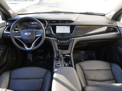 2025 Cadillac XT6 Premium Luxury