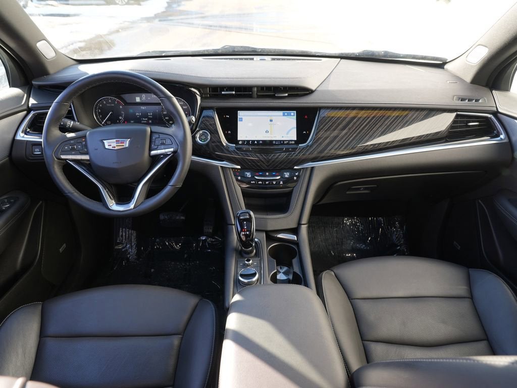 2025 Cadillac XT6 Premium Luxury