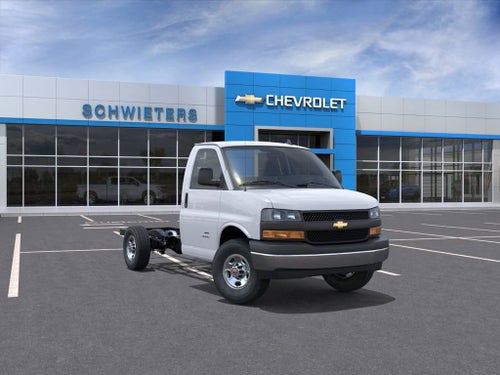 2026 Chevrolet Express Cutaway 3500 1WT
