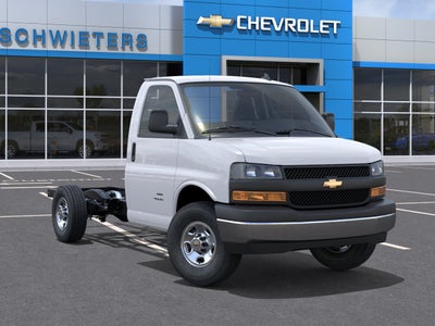 2026 Chevrolet Express Cutaway 3500 1WT