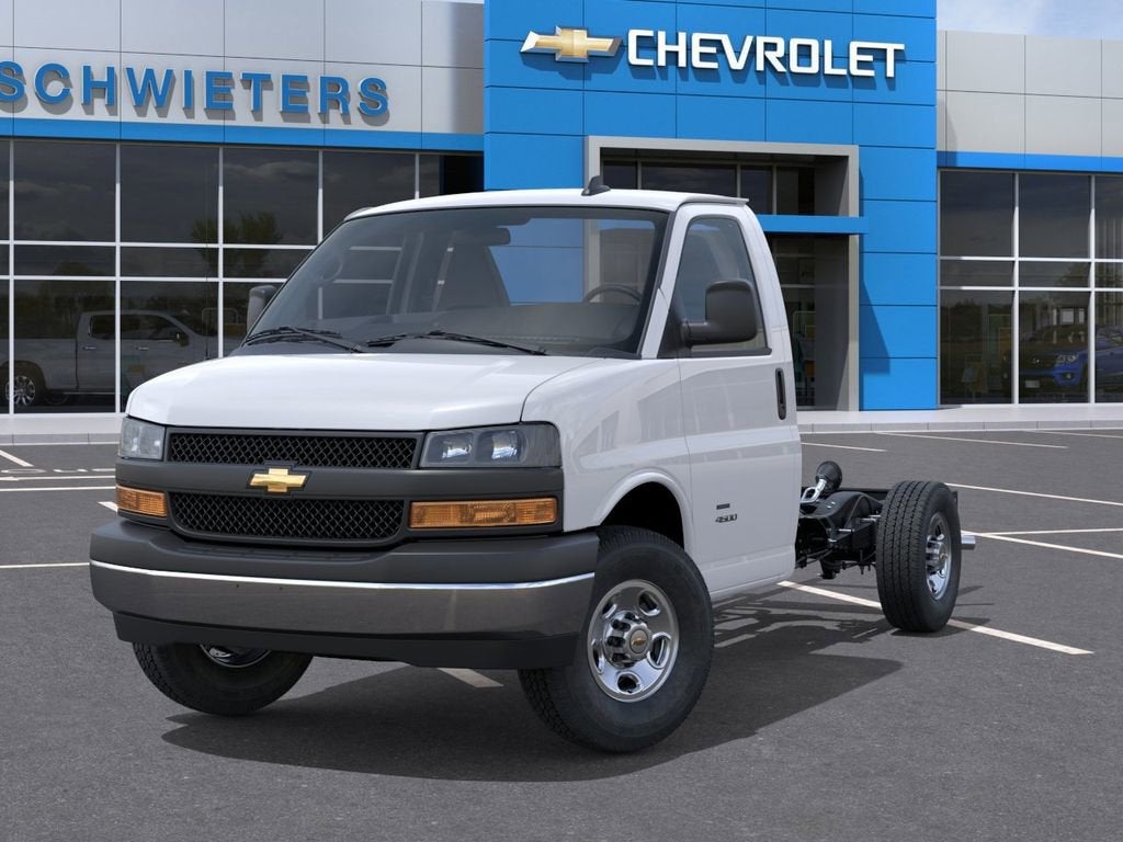2026 Chevrolet Express Cutaway 3500 1WT