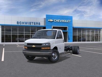 2026 Chevrolet Express Cutaway 3500 1WT