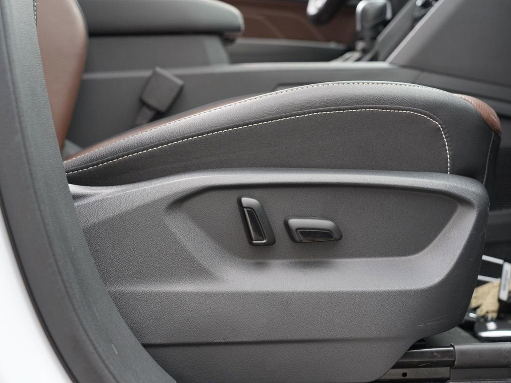 2023 Volkswagen Atlas 3.6L V6 SEL Premium R-Line