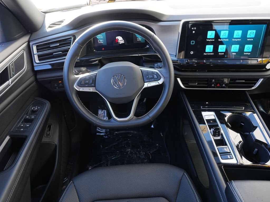 2025 Volkswagen Atlas Cross Sport 2.0T SE w/Technology