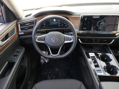 2025 Volkswagen Atlas 2.0T SE w/Technology