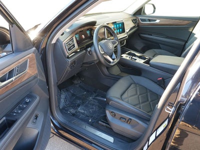 2025 Volkswagen Atlas 2.0T SE w/Technology