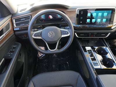 2025 Volkswagen Atlas 2.0T SE w/Technology