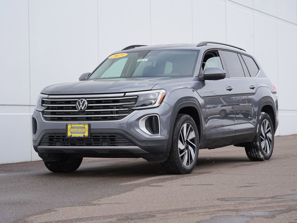 2025 Volkswagen Atlas 2.0T SE w/Technology