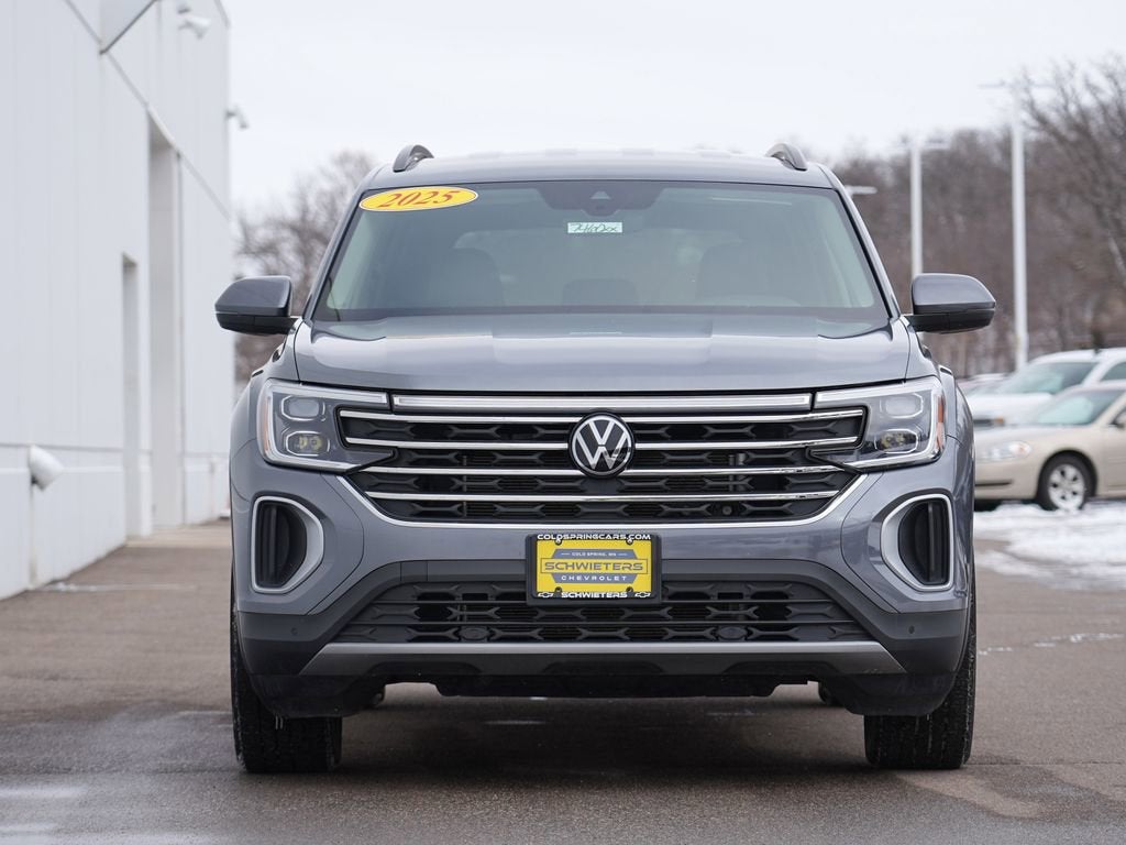 2025 Volkswagen Atlas 2.0T SE w/Technology