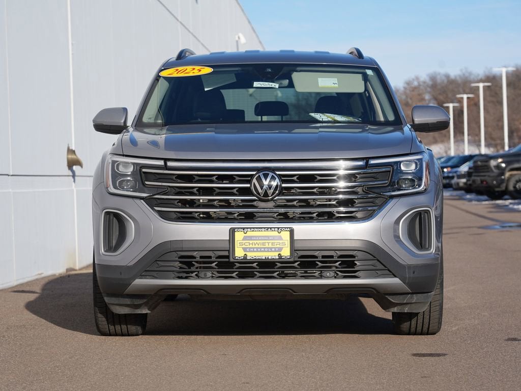 2025 Volkswagen Atlas 2.0T SE w/Technology